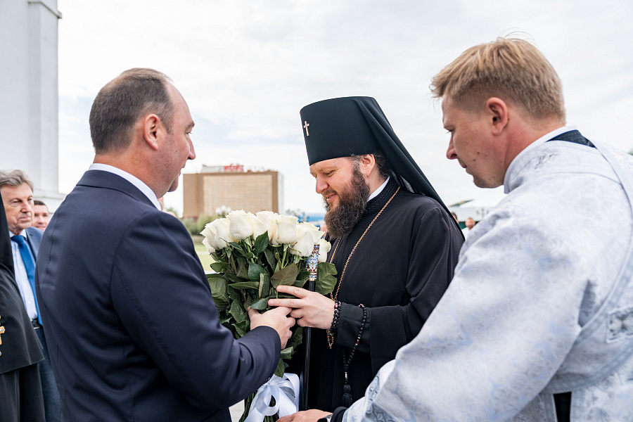 Великое освящение храма Всех святых, в земле Русской просиявших города Ступино
